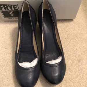 Frye wedge navy blue 8.5
